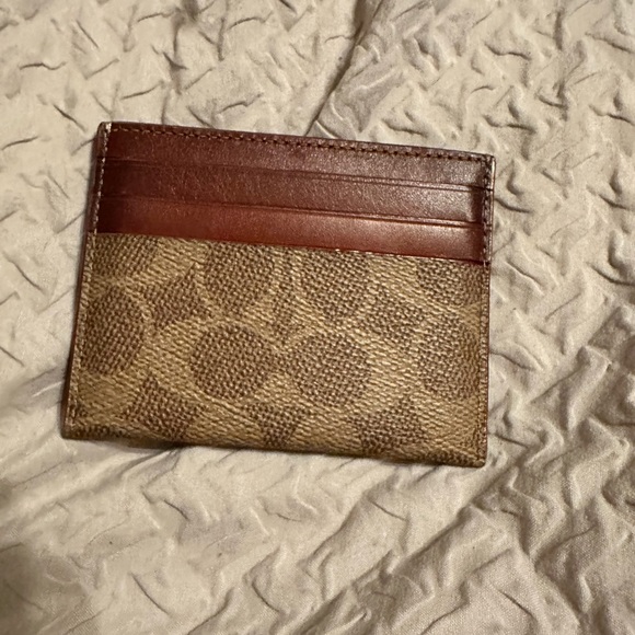 Coach - Picture 2 of 2